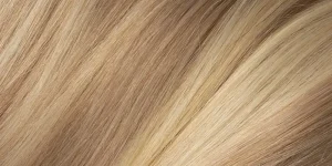 Cascata Hair Extensions - Creamy Blonde - Close up shot